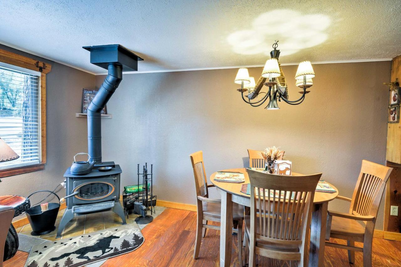 Vila Cozy Cabin With Ac And Deck, 5 Mi To Downtown Prescott Exteriér fotografie
